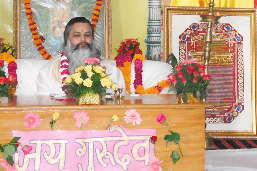 Brahmachari Girish Ji's 50th Birthday was celebrated at MCEE Campus Bhopal in August 2010. Maha Rudrabhishek was performed and Bhajans sandhya was organised by Maharishi Vidya Mandir National Office Staff.
